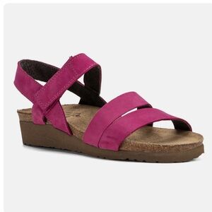 Naot Kayla Fuchsia Sandals